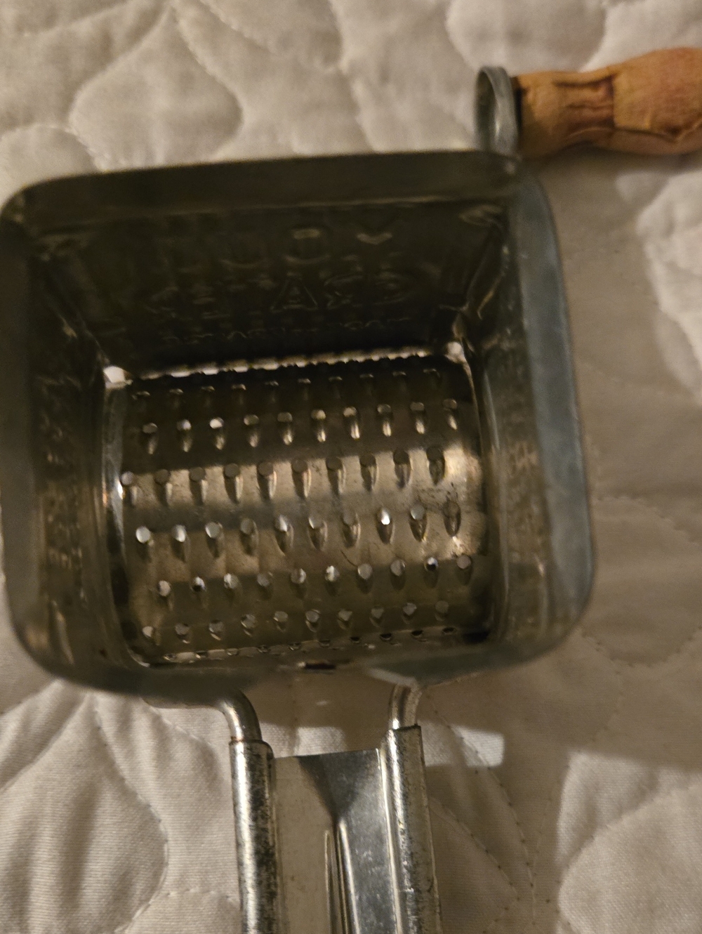 Grater - Picture 3 of 3